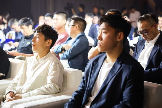 专业进一步得到业内的肯定和认同。服务